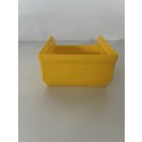 MP 2001B sárga műanyag tárolódoboz