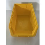 MP 2004 sárga műanyag tárolódoboz